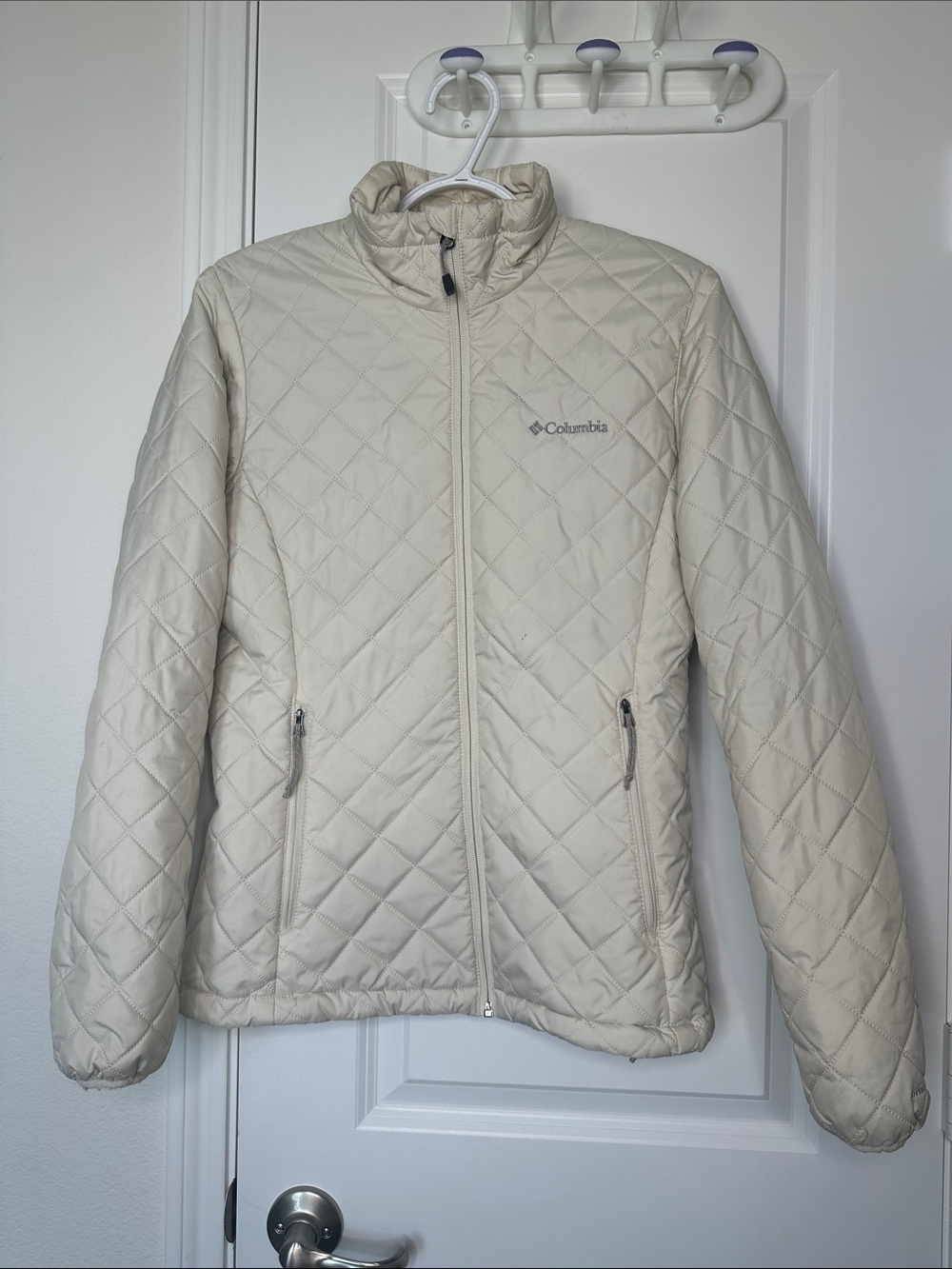 Columbia Powder Jacket Quilted Puffer in Cream